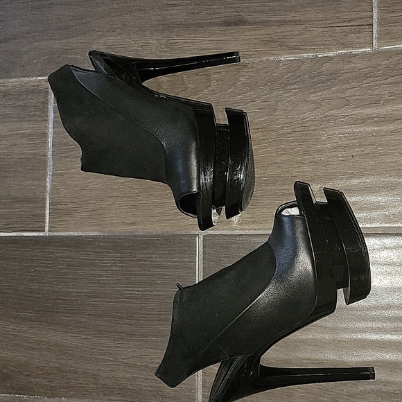 Highstepper! - Picture 2 of 3